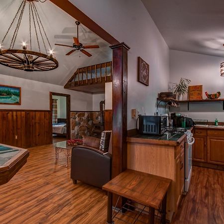 Magnolia Streamside Resort Canadensis Номер фото