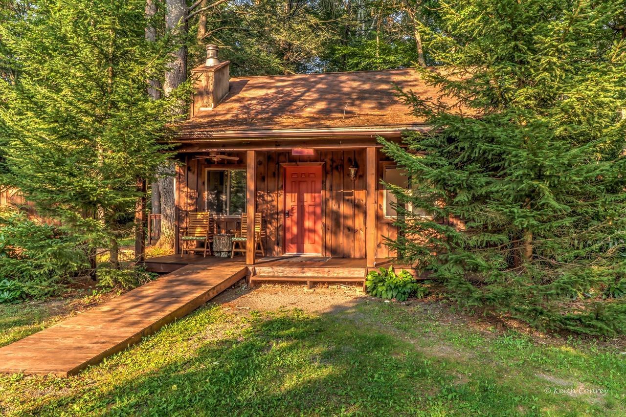 Magnolia Streamside Resort Canadensis Экстерьер фото